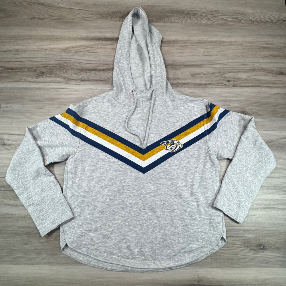 Concepts Sport Nashville‎ Predators NHL Women Small Gray Chevron Pullover Hoodie